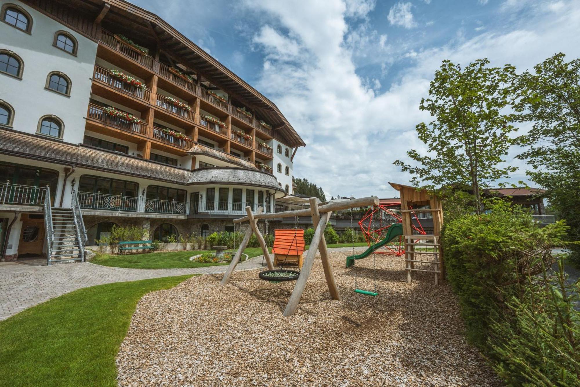 Hotel Jagdschloessl Kirchdorf in Tirol Extérieur photo